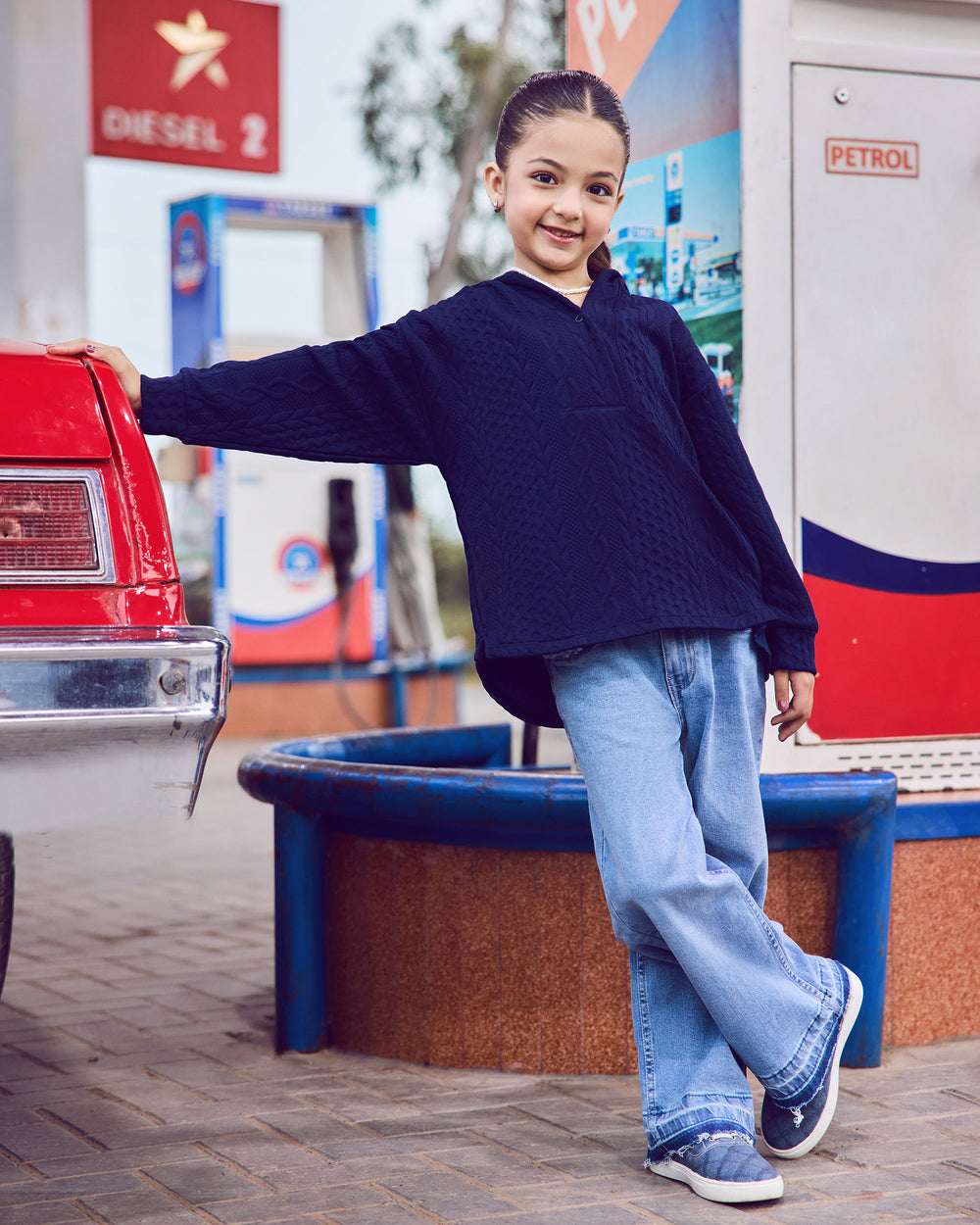 Eminent Girl Hoodie, Girls Hoodies & Sweat Shirts, Eminent, Chase Value