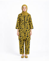 Women's Printed 2 Pc Suit