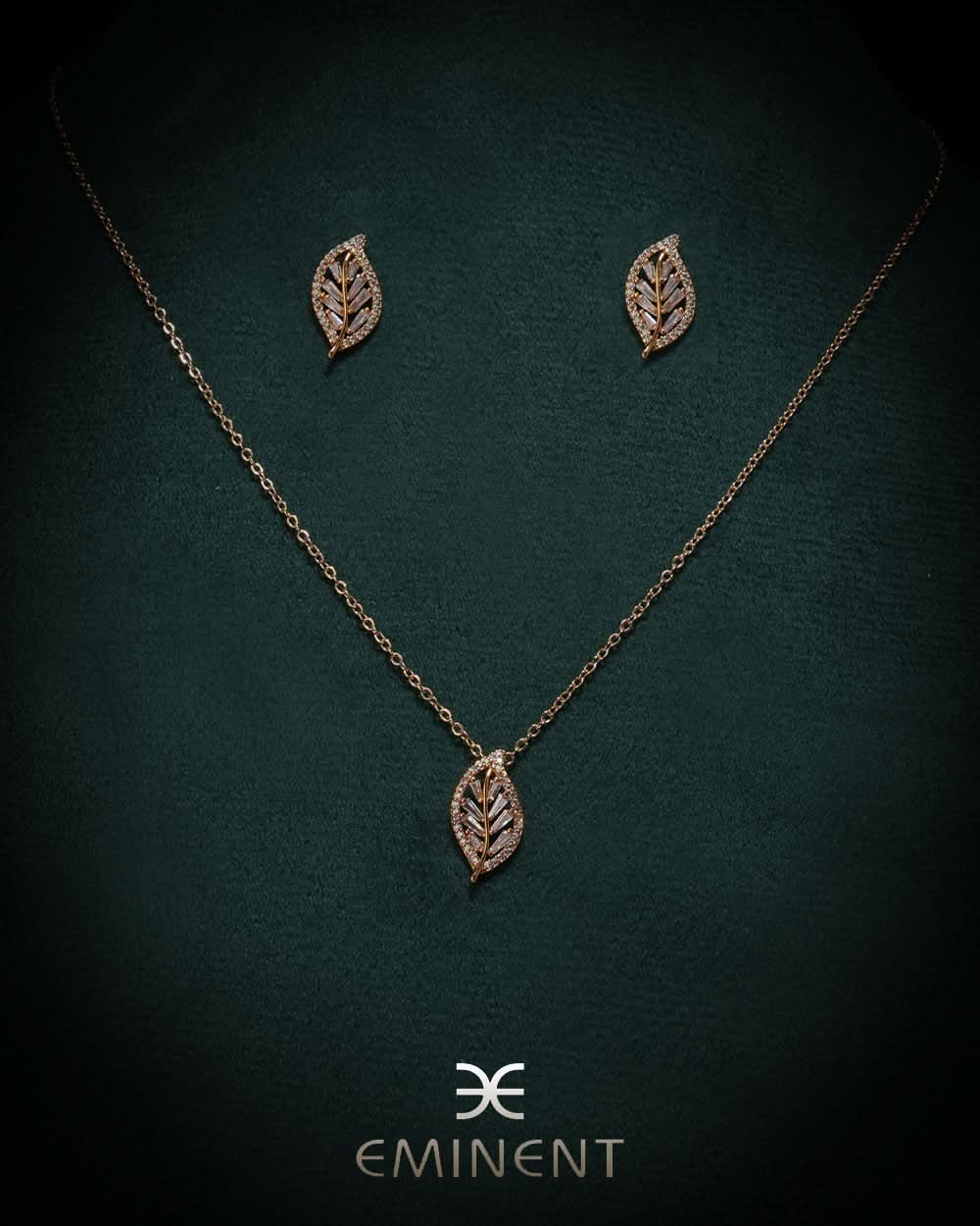 Eminent Locket Set, Women Chains & Lockets, Eminent, Chase Value