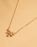Eminent Women's Locket Set
