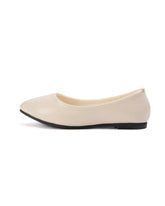 Girls Pumps