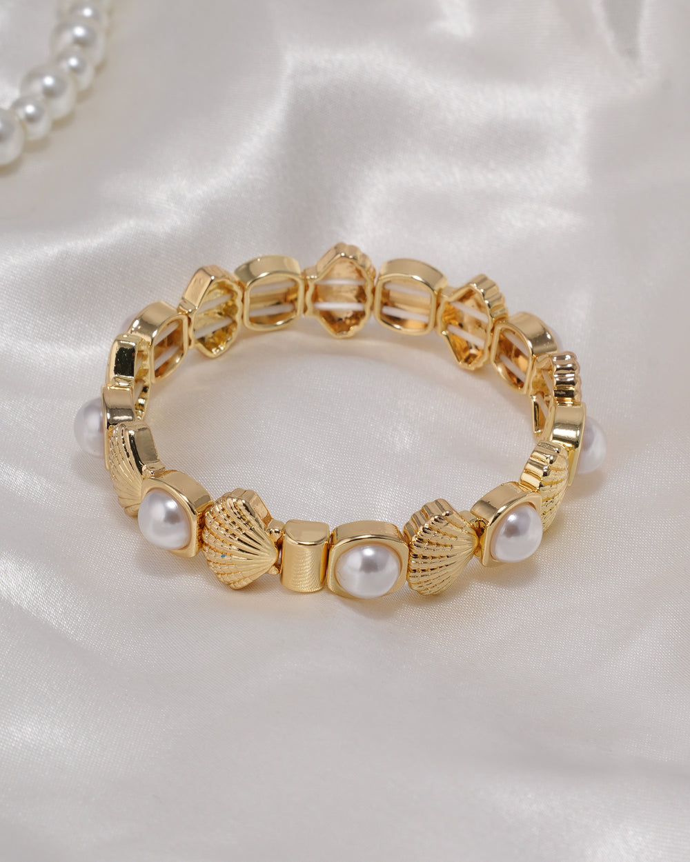 Eminent Women's Bracelet, Women Bangles & Bracelets, Eminent, Chase Value