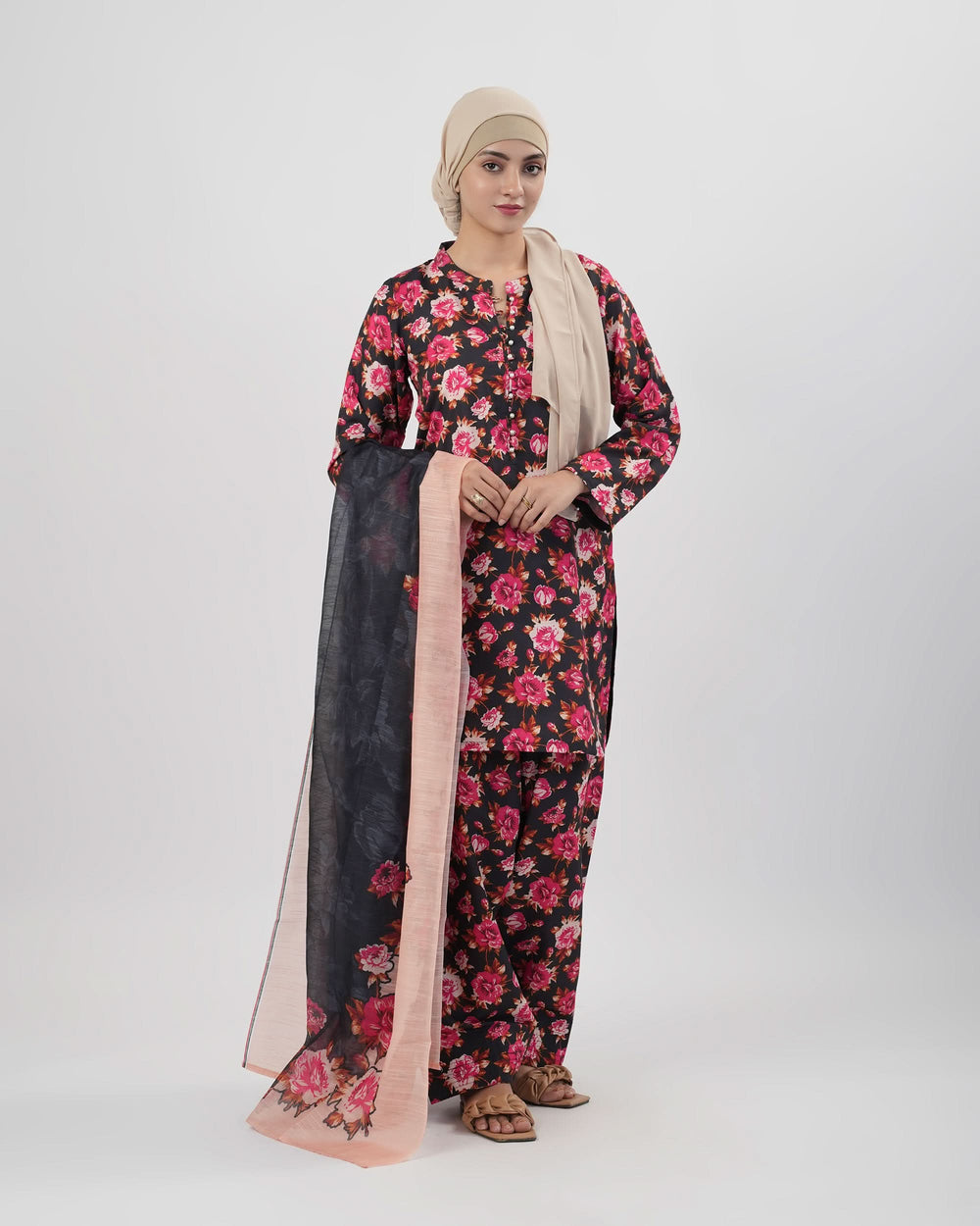 Valuables Women’s Printed 3-Pcs Suit, Women Shalwar Suits, Valuables, Chase Value