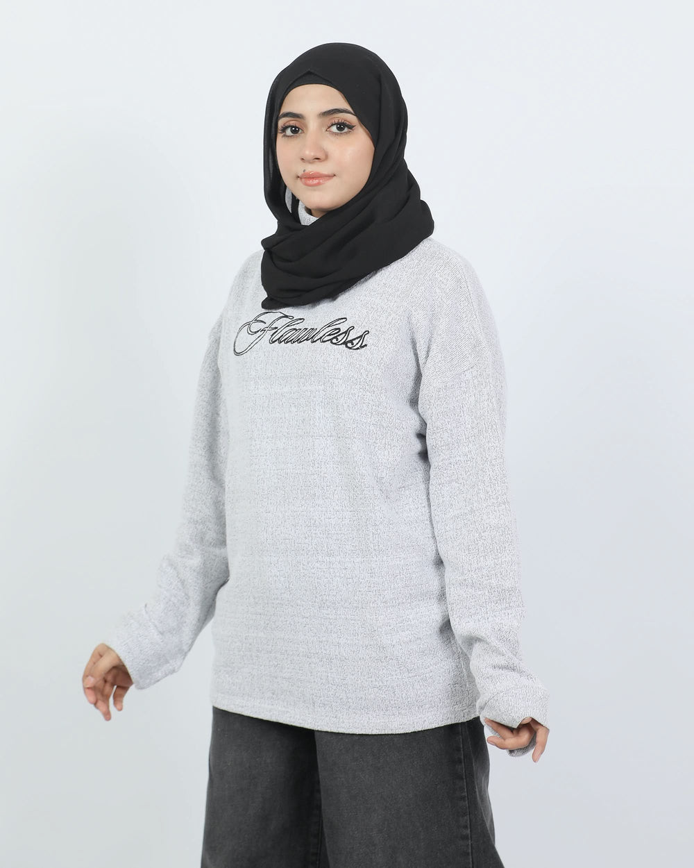 Eminent Women Sweatshirt, Women Sweatshirts & Hoodies, Eminent, Chase Value