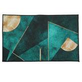 Modern Look Centerpiece, Mats, Chase Value, Chase Value