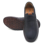 Clarke Slip-on - Medicated In Leather Loafers - Black, Men's Casual Shoes, Clarks, Chase Value