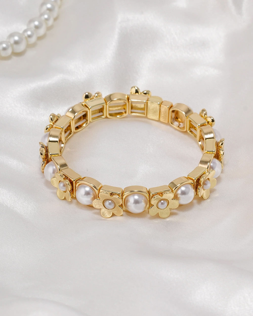 Eminent Women's Bracelet, Women Bangles & Bracelets, Eminent, Chase Value