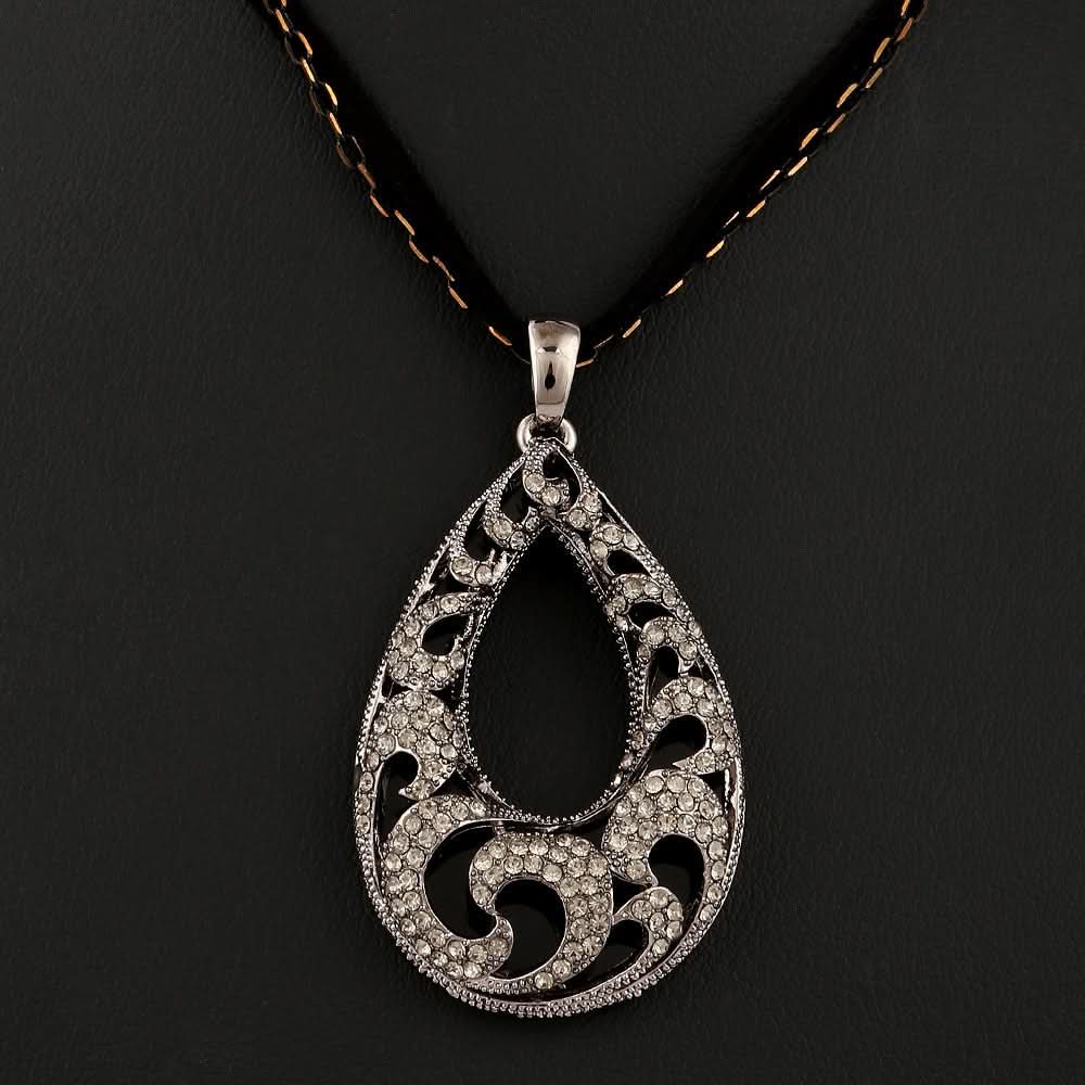 Women's Fancy Chain Locket - Black - test-store-for-chase-value