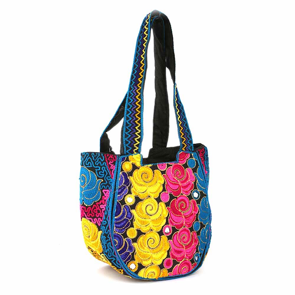 Women's Embroidered Shoulder Handbag - Black, Women, Bags, Chase Value, Chase Value