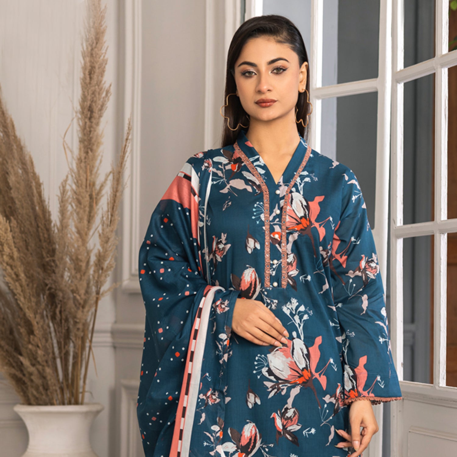 Zohra Classic By Motifz Lawn Digital Printed Unstitched Suit 3-Pcs - 2, Women, 3Pcs Shalwar Suit, Motifz, Chase Value