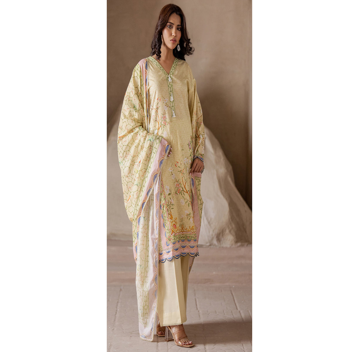 Salina By Regalia Lawn Printed Unstitched 3Pcs Suit V-4 - 5, Women, 3Pcs Shalwar Suit, Regalia Textiles, Chase Value