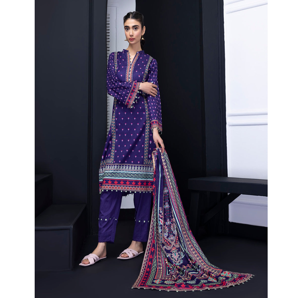Salina Weaving Dobby By Regalia Lawn Printed Unstitched 3Pcs Suit V-2 - 5, Women, 3Pcs Shalwar Suit, Regalia Textiles, Chase Value