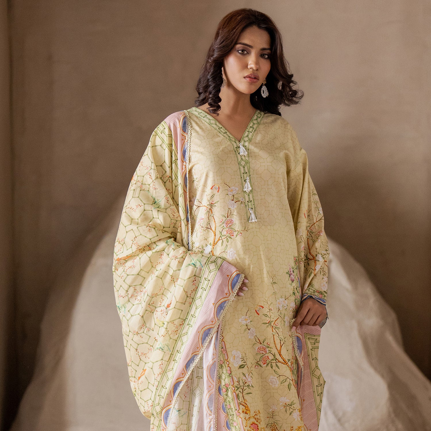 Salina By Regalia Lawn Printed Unstitched 3Pcs Suit V-4 - 5, Women, 3Pcs Shalwar Suit, Regalia Textiles, Chase Value