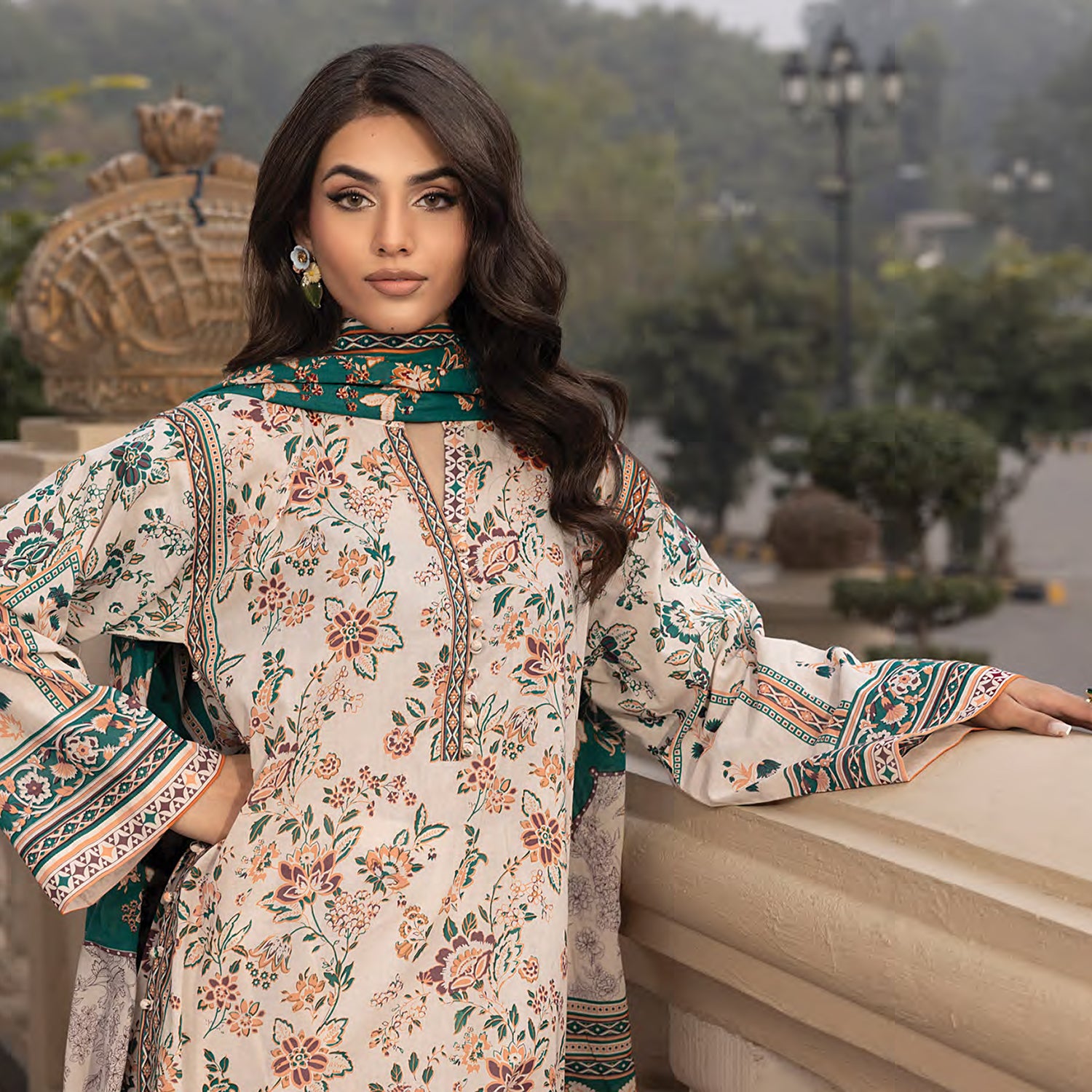 Komal By LSM Textiles Lawn Printed Unstitched 3Pcs Suit - LG-AR-0115, Women, 3Pcs Shalwar Suit, LSM Textiles, Chase Value