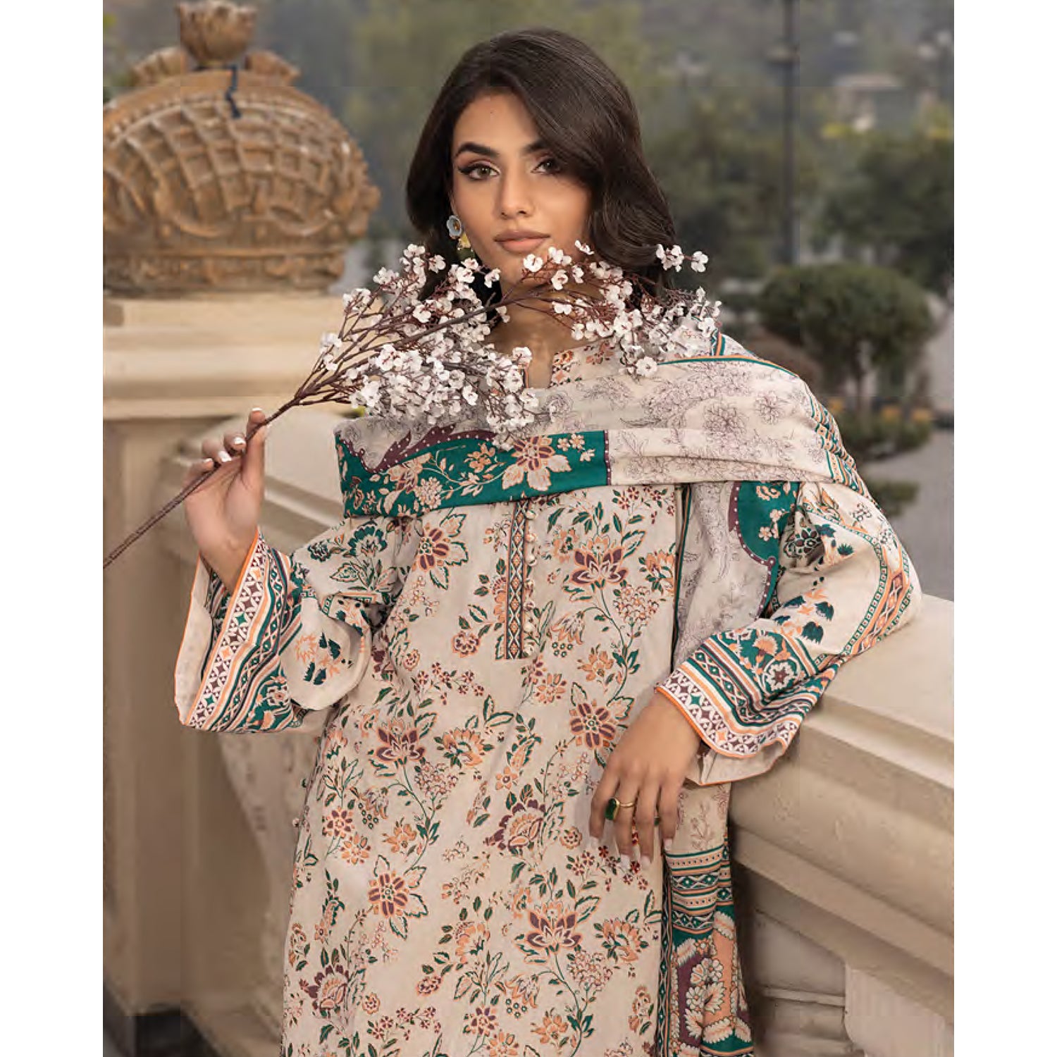Komal By LSM Textiles Lawn Printed Unstitched 3Pcs Suit - LG-AR-0115, Women, 3Pcs Shalwar Suit, LSM Textiles, Chase Value