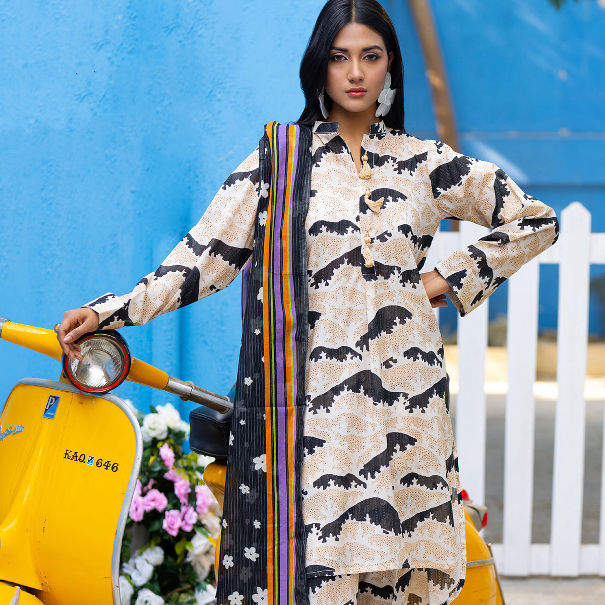 Salina Separates By Regalia Printed Lawn Unstitched 3Pcs Suit V-2 - 6, Women, 3Pcs Shalwar Suit, Regalia Textiles, Chase Value