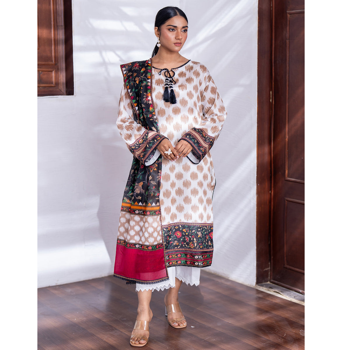 Salina By Regalia Lawn Printed Unstitched 3Pcs Suit V-4 - 7, Women, 3Pcs Shalwar Suit, Regalia Textiles, Chase Value