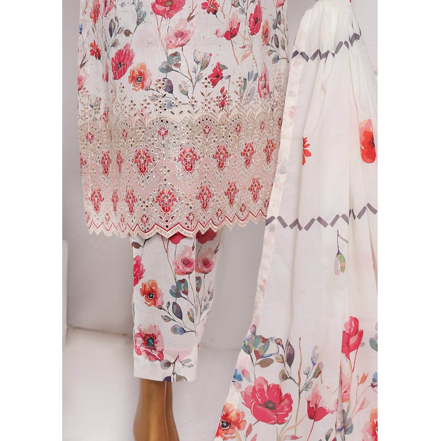 3D Daman kari By MI Creation Printed Lawn With Embroidered Unstitched 3Pcs Suit - 3, Women, 3Pcs Shalwar Suit, MI Creation, Chase Value