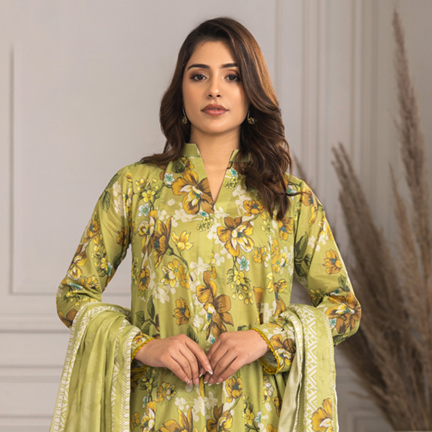 Zohra Classic By Motifz Lawn Digital Printed Unstitched Suit 3-Pcs - 8, Women, 3Pcs Shalwar Suit, Motifz, Chase Value