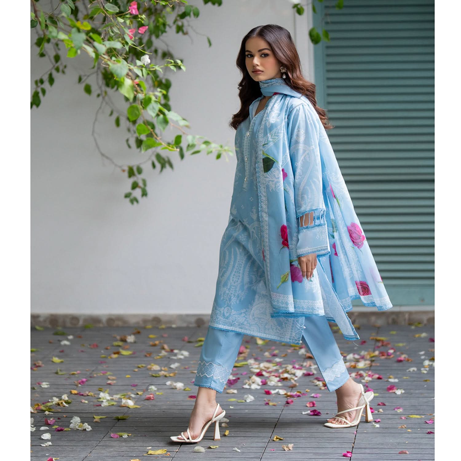 Salina Unstitched Lawn Digital Printed 3 Pcs Suit - 9, Women, 3Pcs Shalwar Suit, Regalia Textiles, Chase Value