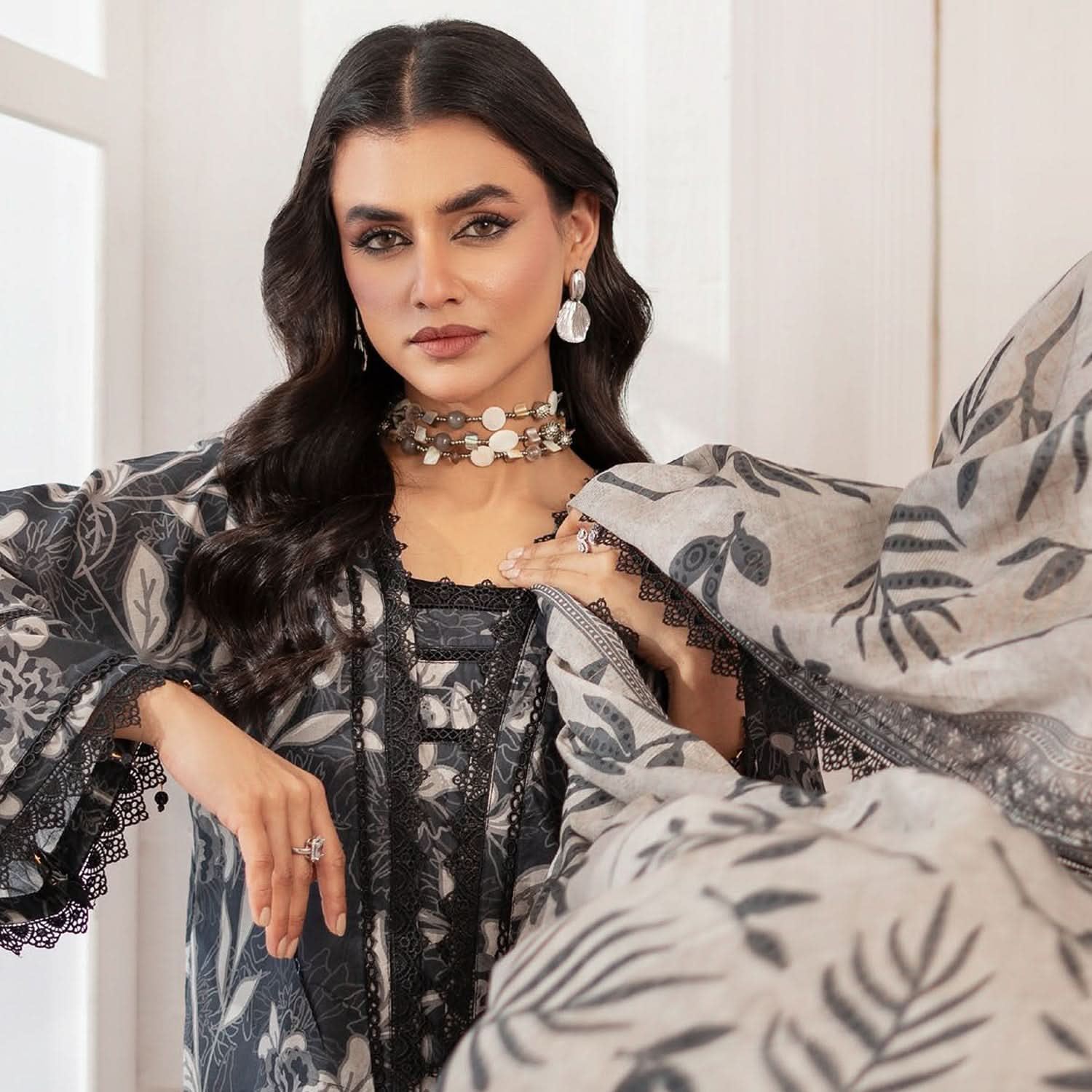Al Zohaib Colors Digital Printed Unstitched Lawn 3 Pcs Suit - 9, Women, 3Pcs Shalwar Suit, Al-Zohaib Textiles, Chase Value