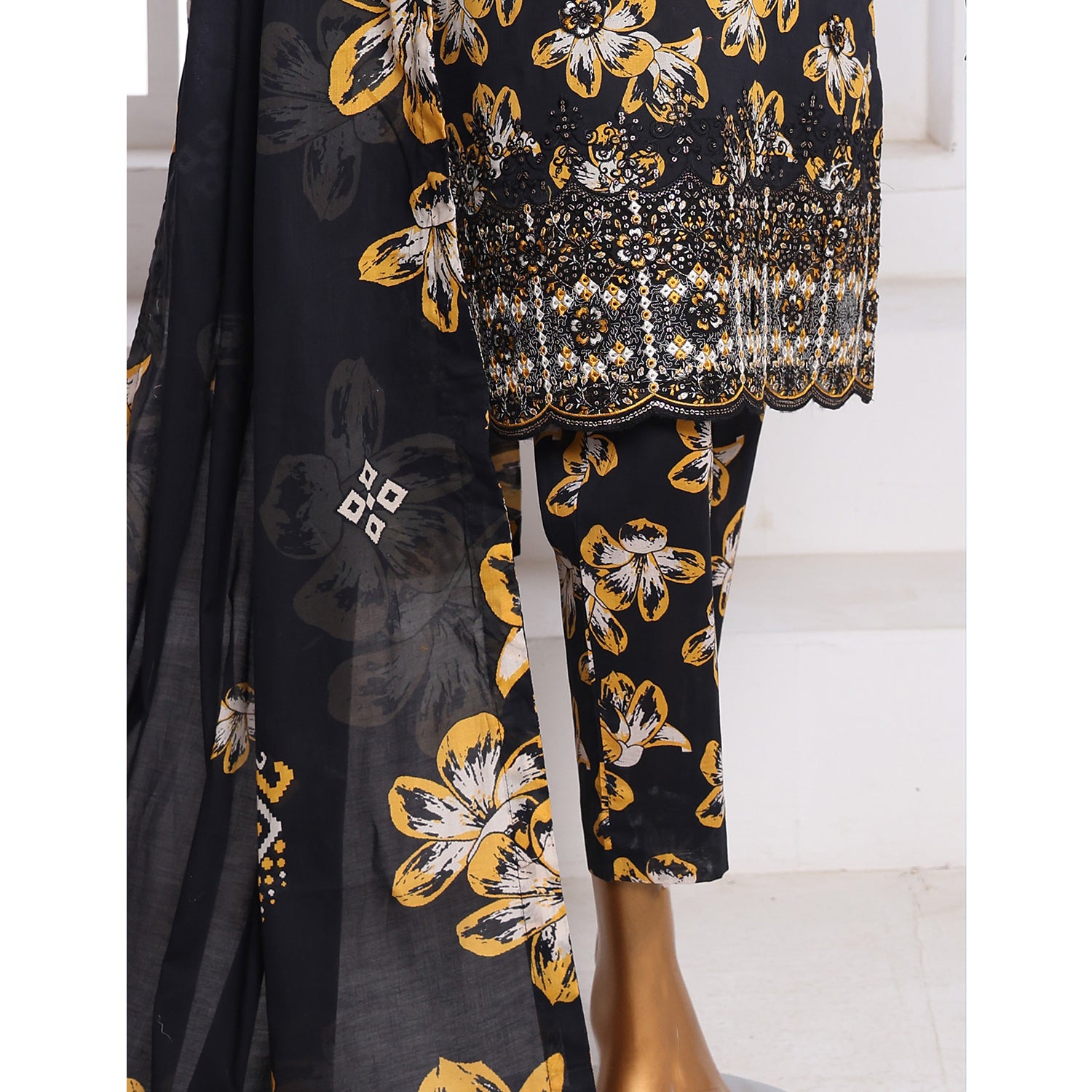 3D Daman kari By MI Creation Printed Lawn With Embroidered Unstitched 3Pcs Suit - 10, Women, 3Pcs Shalwar Suit, MI Creation, Chase Value