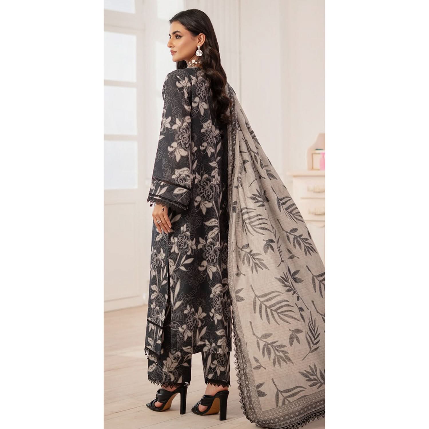 Al Zohaib Colors Digital Printed Unstitched Lawn 3 Pcs Suit - 9, Women, 3Pcs Shalwar Suit, Al-Zohaib Textiles, Chase Value