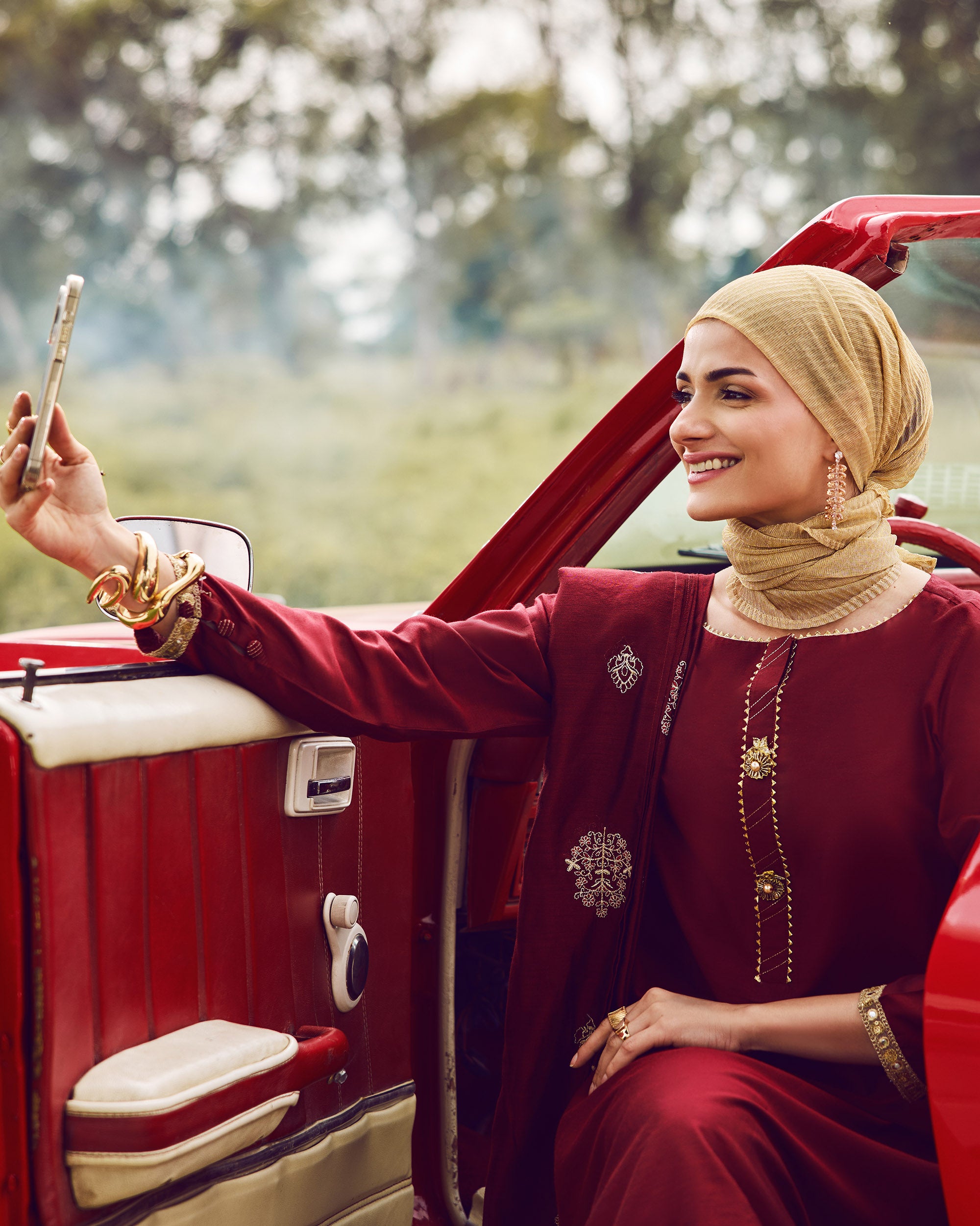 Eminent Women’s Luxury Fancy 3Pcs Suit