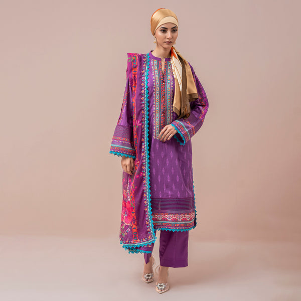 Eminent Embroidered lawn Digital Printed 3 pcs Suit - S24Lpe3P01