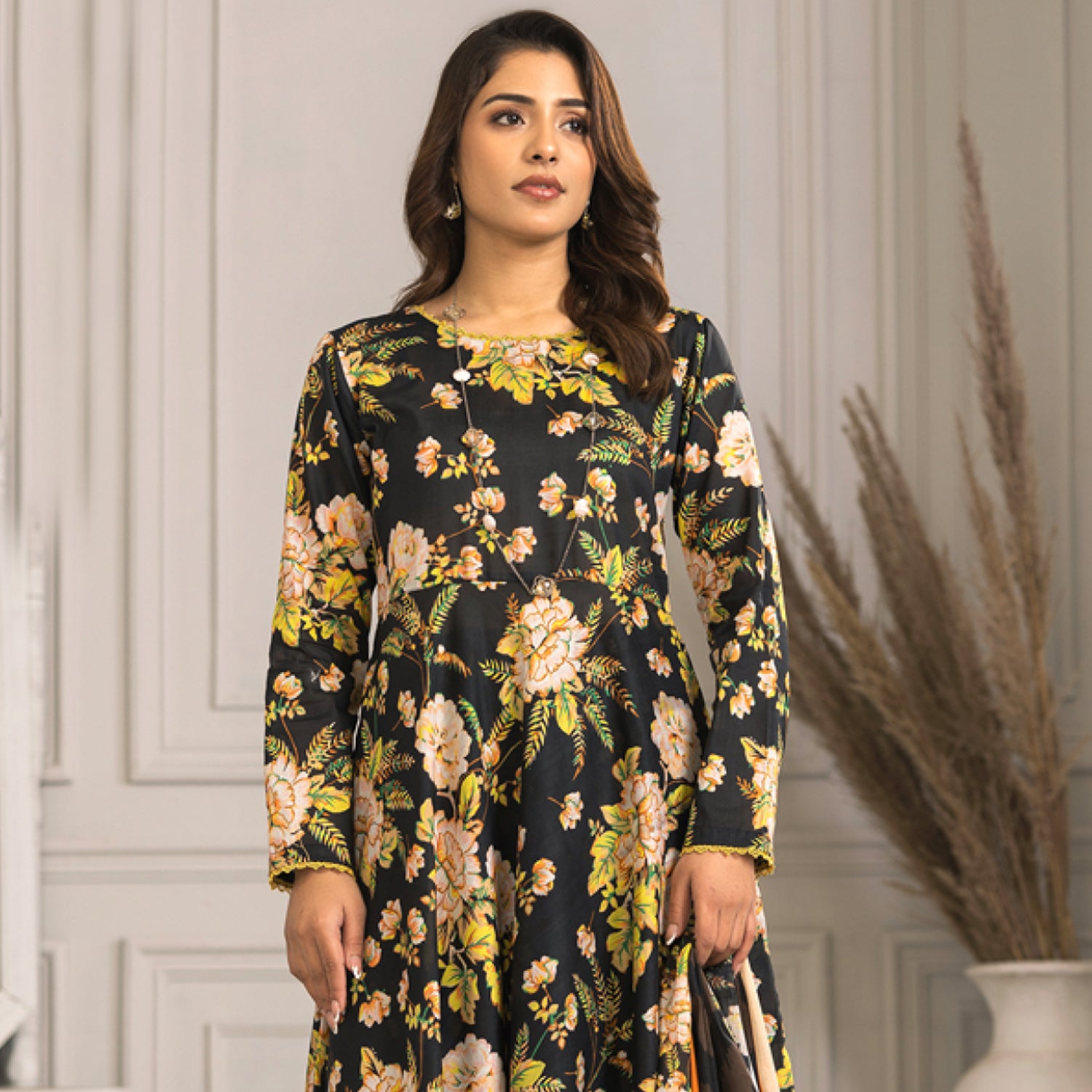 Zohra Classic By Motifz Lawn Digital Printed Unstitched Suit 3-Pcs - 10, Women, 3Pcs Shalwar Suit, Motifz, Chase Value