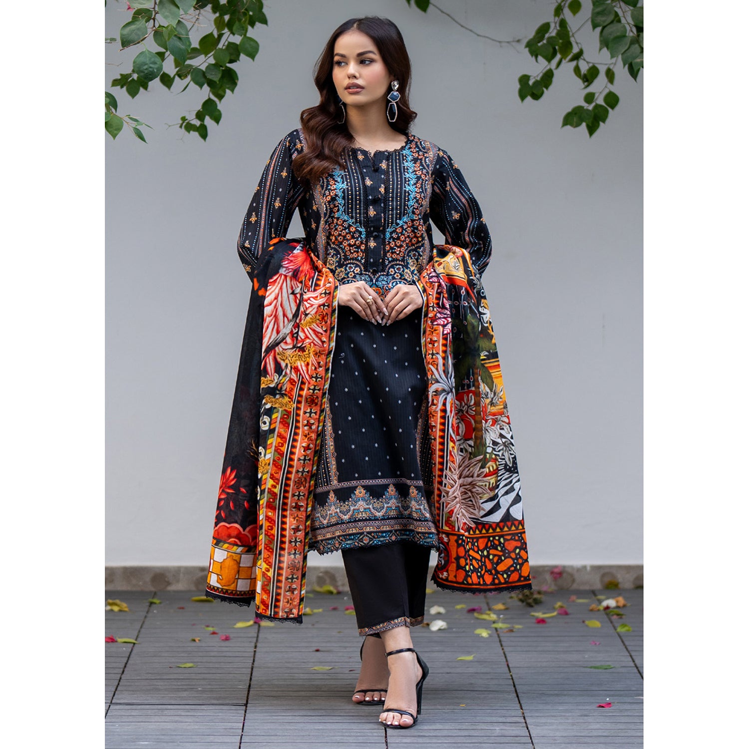 Salina Unstitched Lawn Digital Printed 3 Pcs Suit - 10, Women, 3Pcs Shalwar Suit, Regalia Textiles, Chase Value