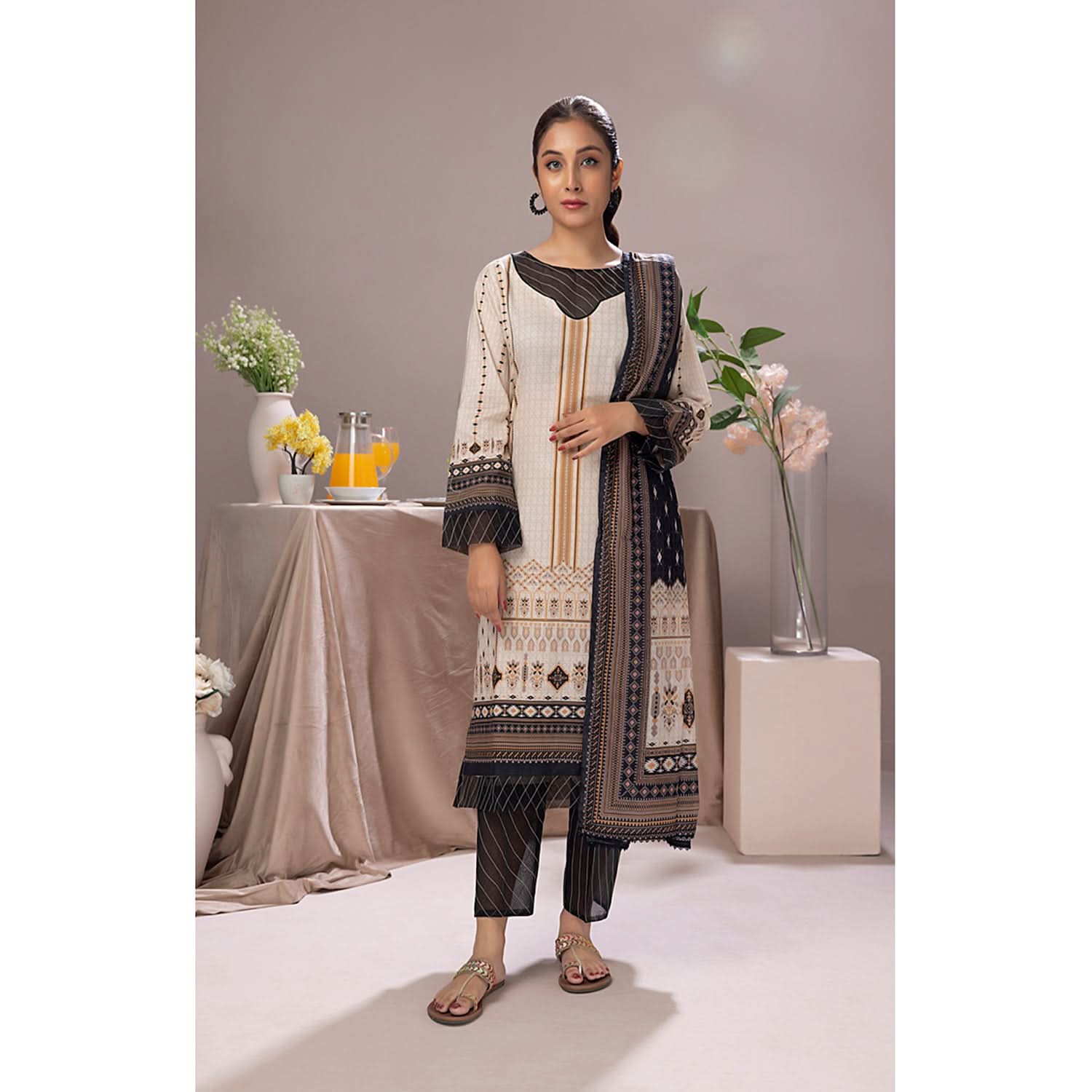 Salina Weaving Dobby By Regalia Printed Lawn Unstitched 3 Pcs Suit - 10, Women, 3Pcs Shalwar Suit, Regalia Textiles, Chase Value