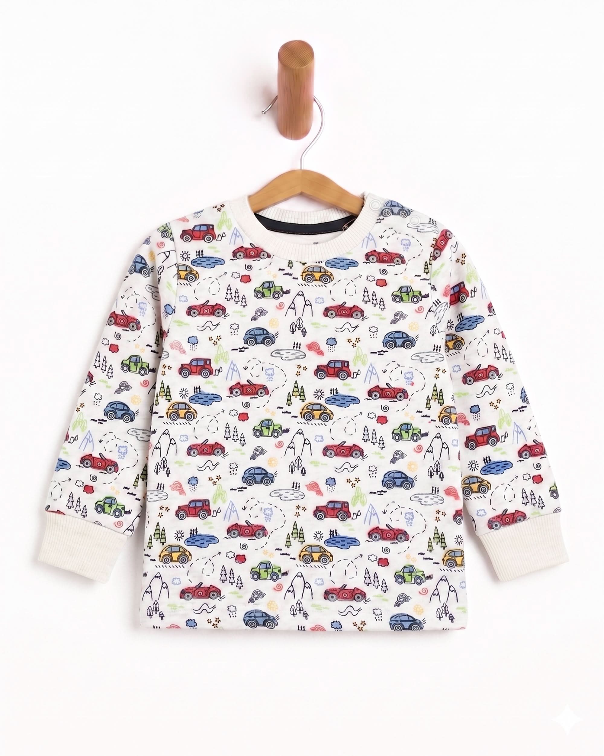 Eminent Newborn Boys Full Sleeves Sweatshirt - White, Newborn Boys Hoodies & Sweatshirts, Eminent, Chase Value