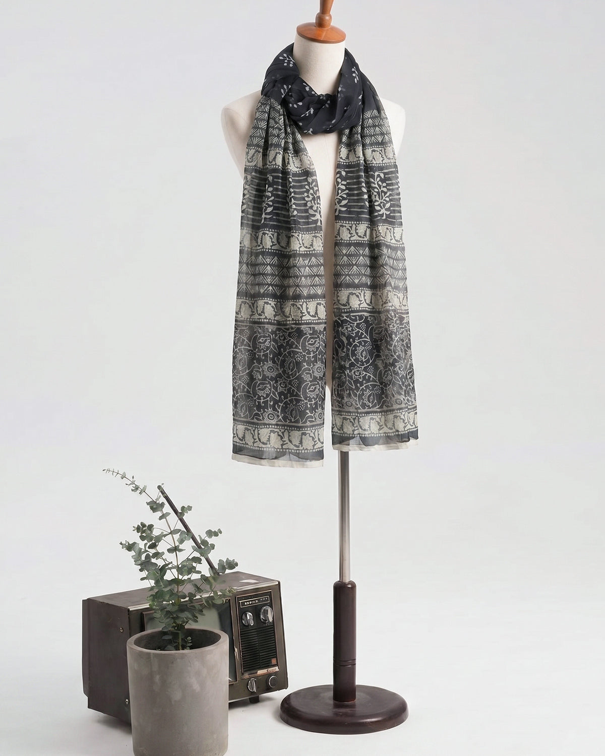 Eminent Women's Printed Scarf