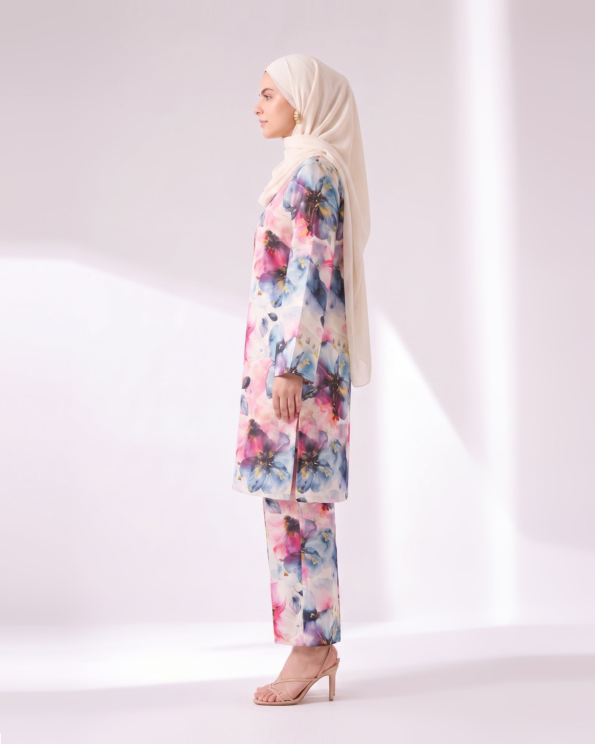 Valuables Women's Printed Unstitched 2 PC Suit