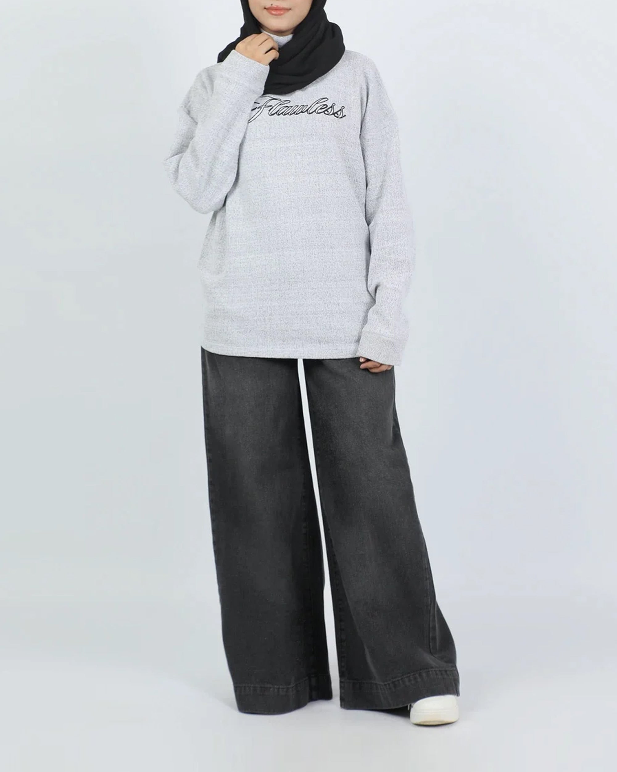 Eminent Women Sweatshirt, Women Sweatshirts & Hoodies, Eminent, Chase Value