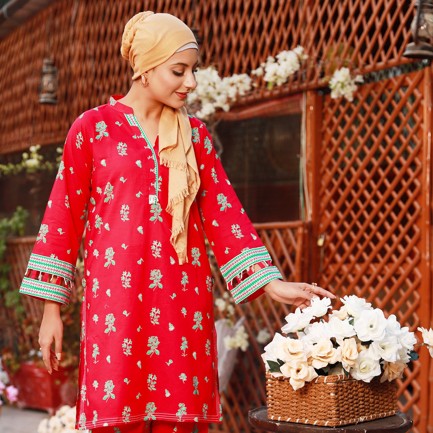 Eminent Lawn Printed Unstitched 2Pcs Suit - A194433, Women, 2Pcs Shalwar Suit, Eminent, Chase Value