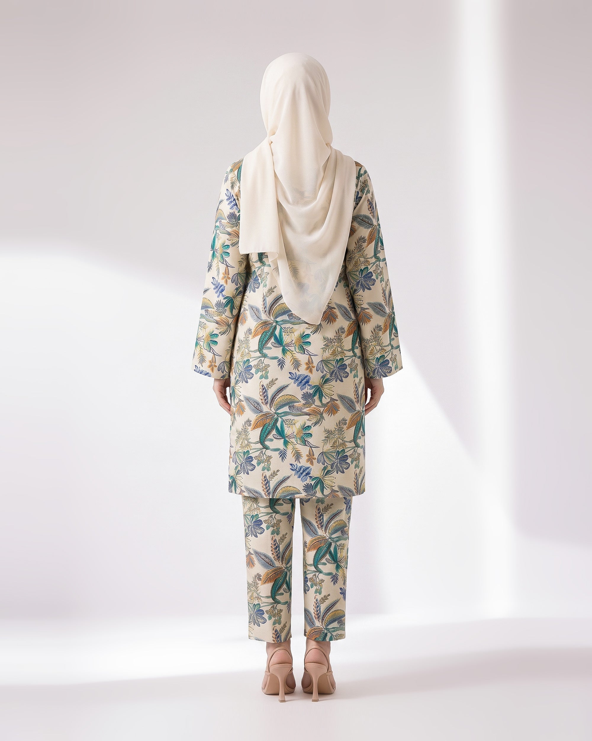 Valuables Women's Printed Unstitched 2 PC Suit