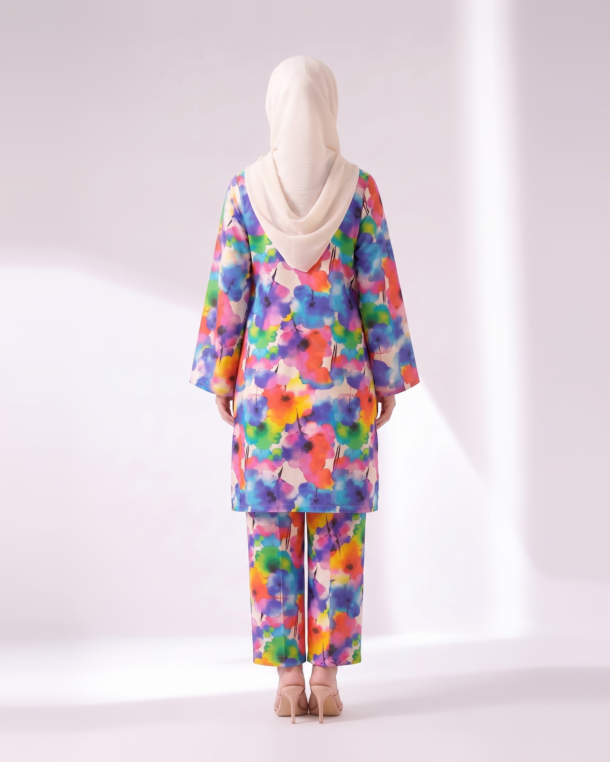 Valuables Women's Printed Unstitched 2 PC Suit