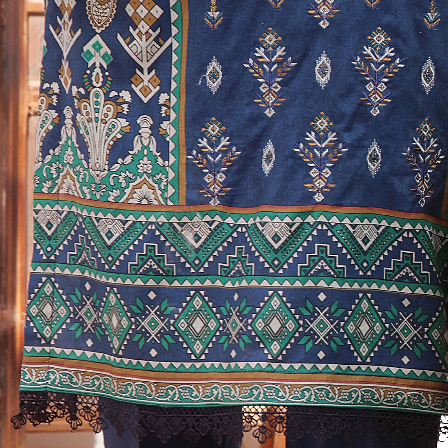 MISRI Embroidered Lawn By VS Textile 3-Piecs Unstitched Suit - 473, Women, 3Pcs Shalwar Suit, VS Textile, Chase Value