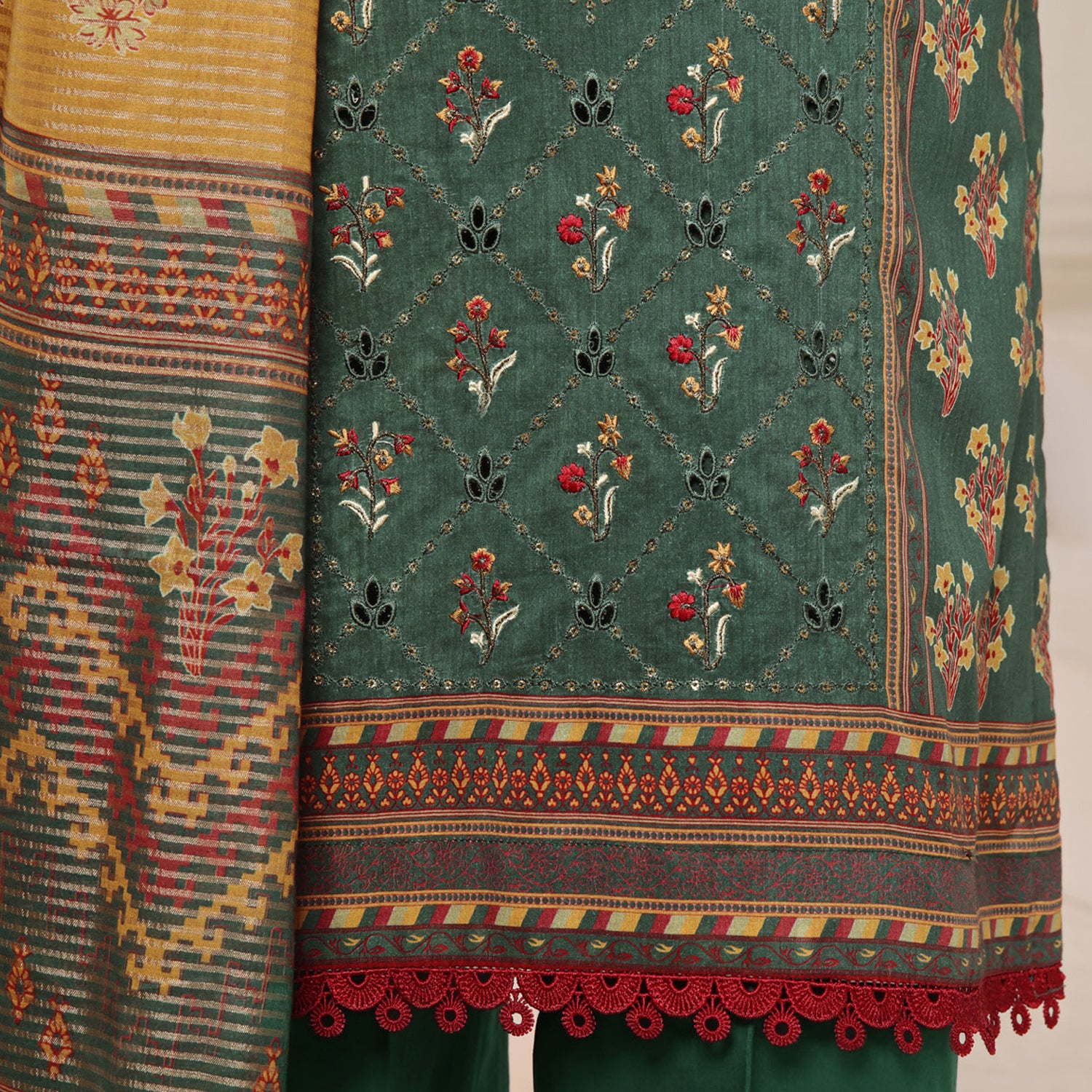 MISRI Embroidered Lawn By VS Textile 3-Piecs Unstitched Suit - 477, Women, 3Pcs Shalwar Suit, VS Textile, Chase Value