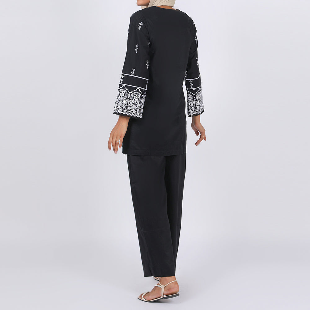 Women’s Stitched 2-Piece Cotton Suit – Black & White, Women Shalwar Suits, Eminent, Chase Value