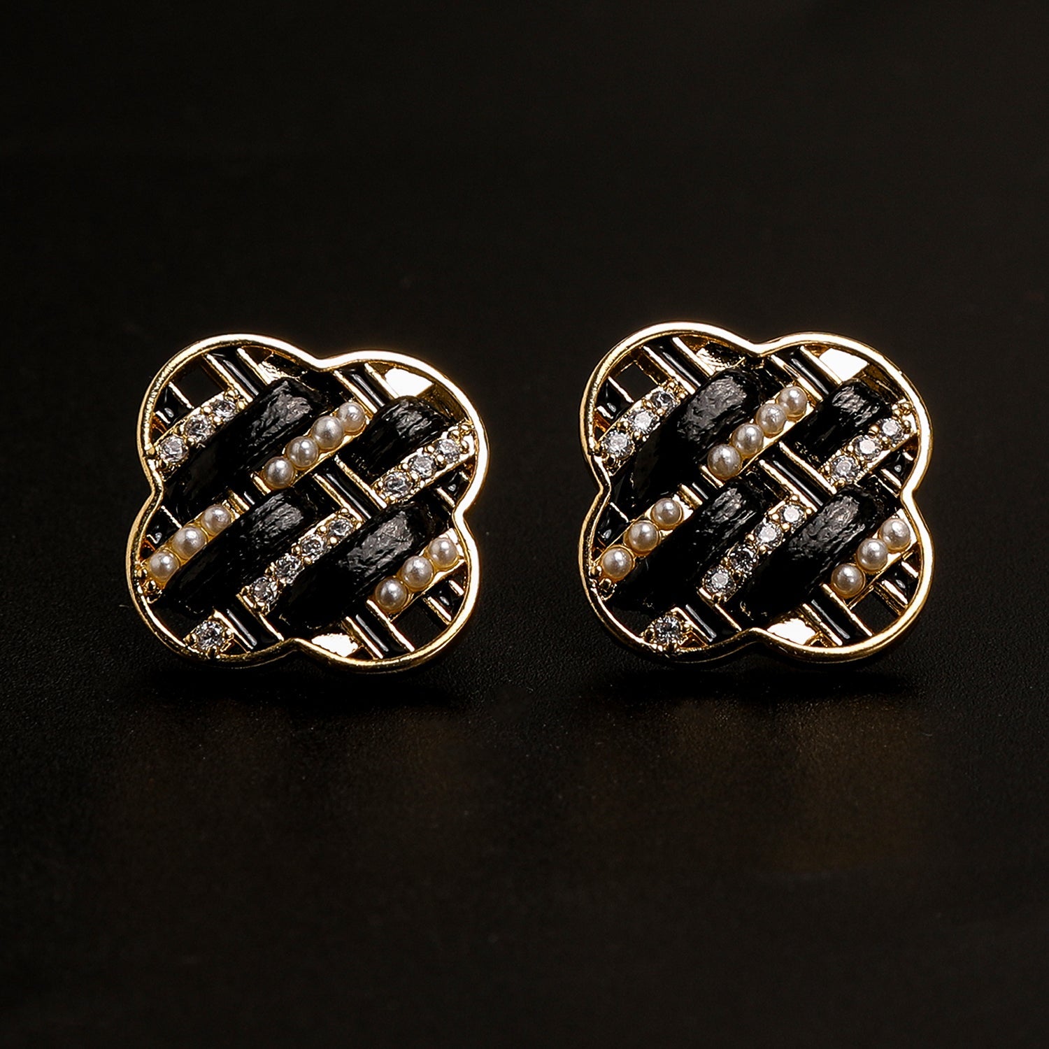 Women's Tops - A4, Women Earrings & Tops, Chase Value, Chase Value