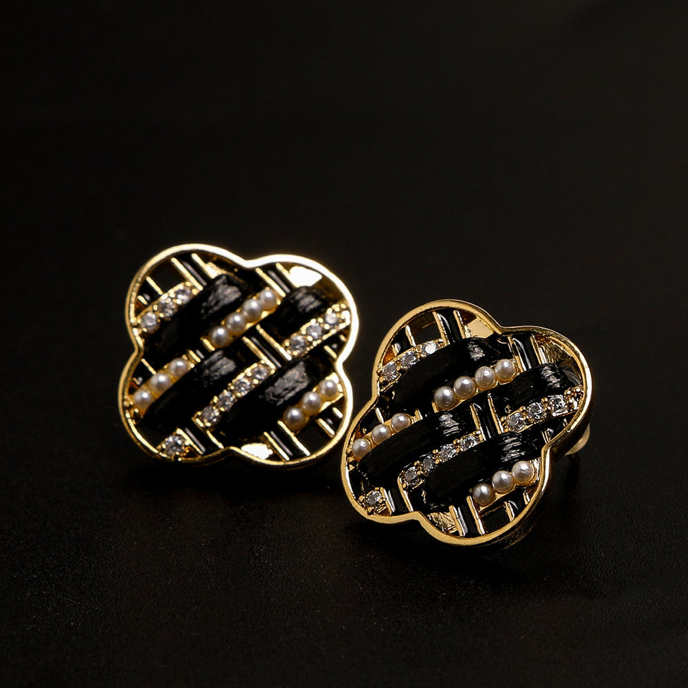 Women's Tops - A4, Women Earrings & Tops, Chase Value, Chase Value