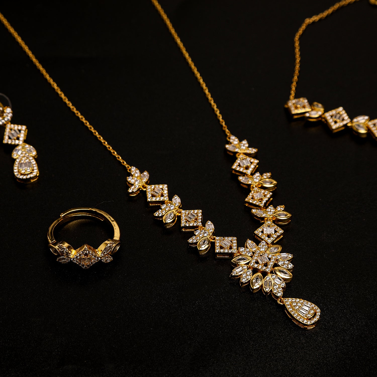 Fancy Combo Set Pack Of 4, Women Jewellery Set, Chase Value, Chase Value