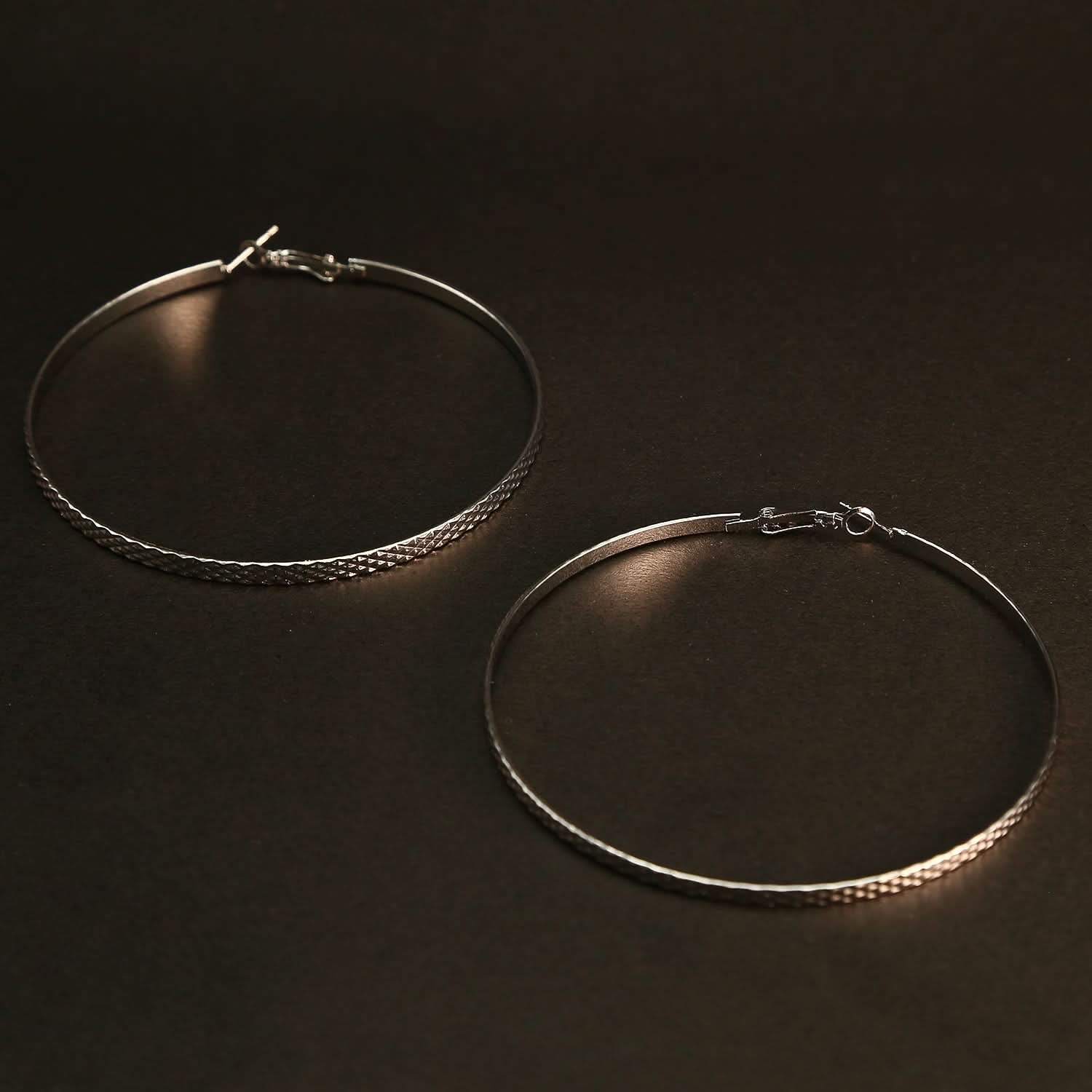 Women's Stylish Earing - Golden, Women Earrings & Tops, Chase Value, Chase Value
