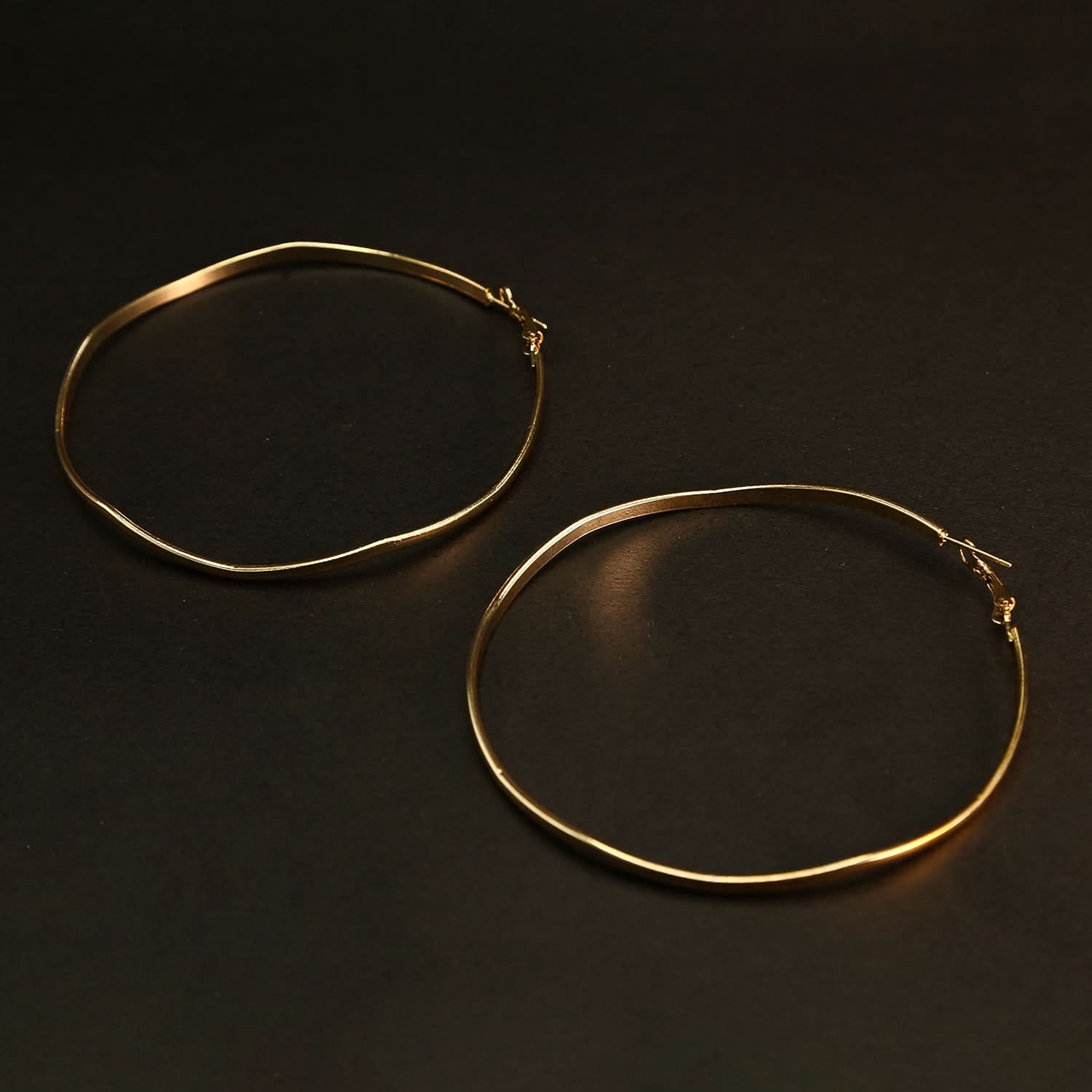 Women's Stylish Earing - Golden, Women Earrings & Tops, Chase Value, Chase Value