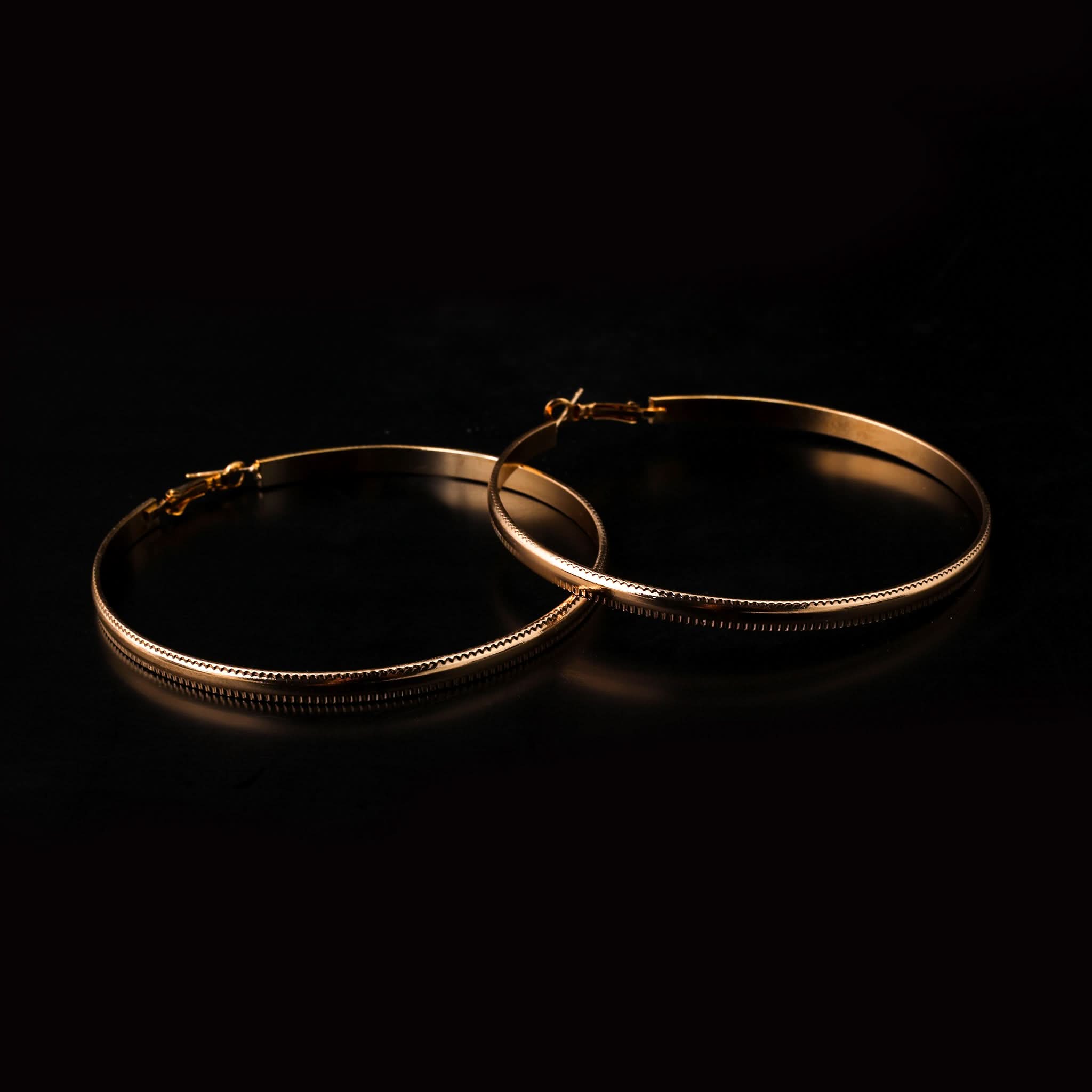 Women's Stylish Earing - Golden, Women Earrings & Tops, Chase Value, Chase Value