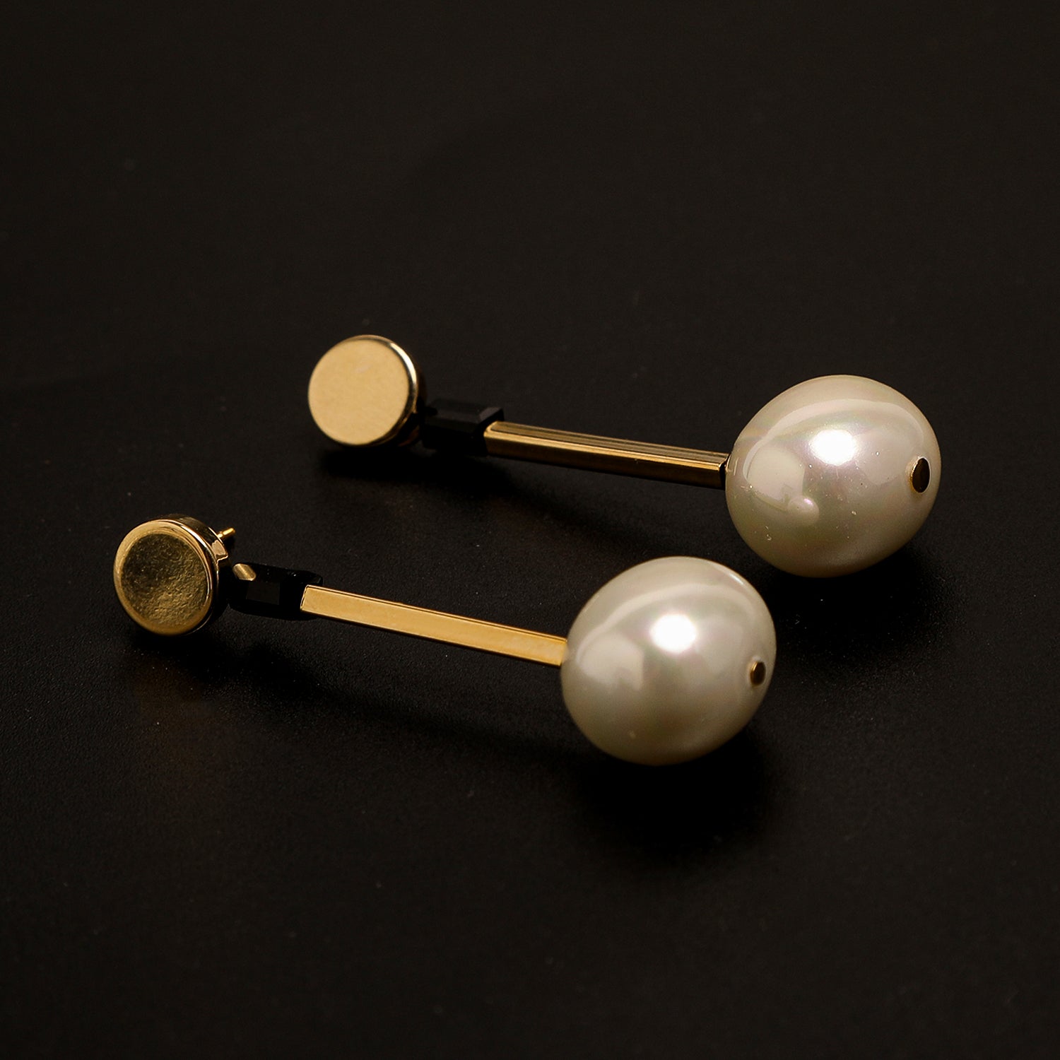 Women's Earrings - A1, Women Earrings & Tops, Chase Value, Chase Value