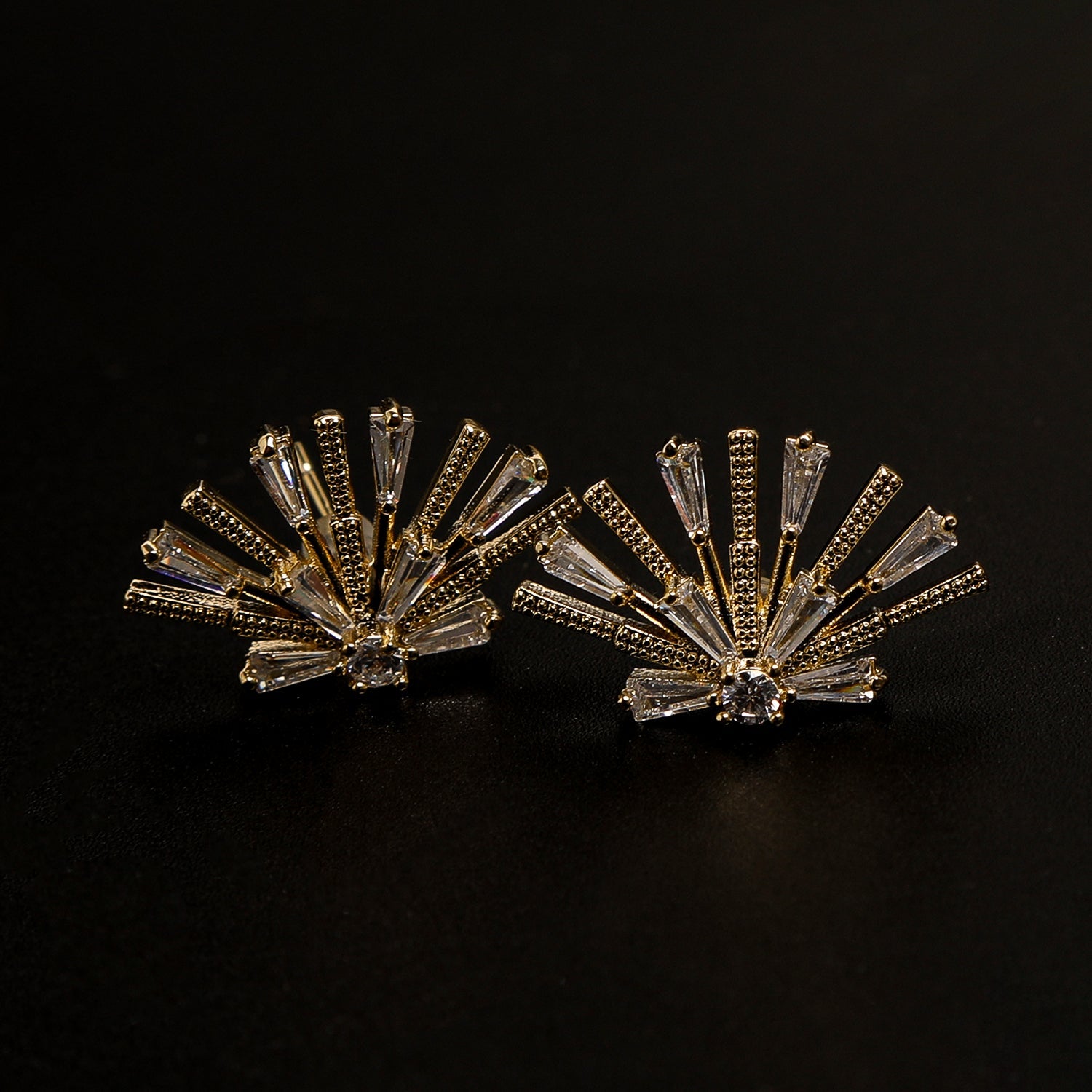 Women's Tops - A2, Women Earrings & Tops, Chase Value, Chase Value